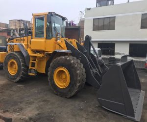 CARGADOR FRONTAL VOLVO L120E 02