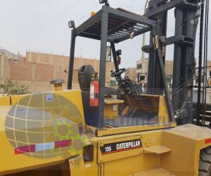 MONTACARGA CATERPILLAR DP 135 04