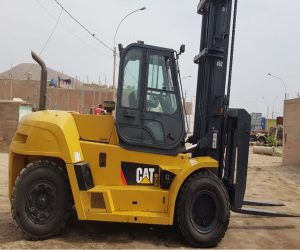 MONTACARGA CATERPILLAR P36000 01