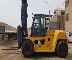 MONTACARGA CATERPILLAR P36000 03